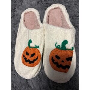 Womens‎ Halloween Jack O Lantern Slippers Cozy Warm Fuzzy White Pumpkin Novelty